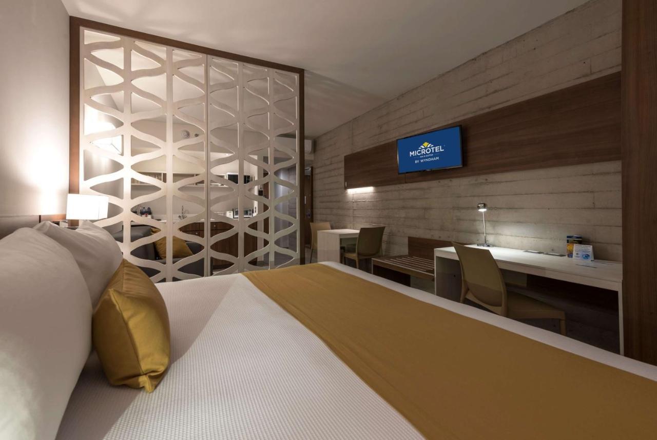 Microtel Inn & Suites By Wyndham Guadalajara Sur Palomar Εξωτερικό φωτογραφία