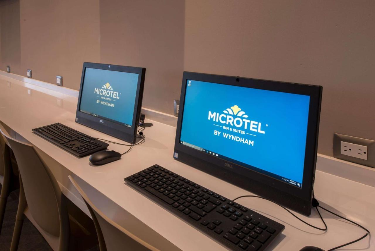 Microtel Inn & Suites By Wyndham Guadalajara Sur Palomar Εξωτερικό φωτογραφία