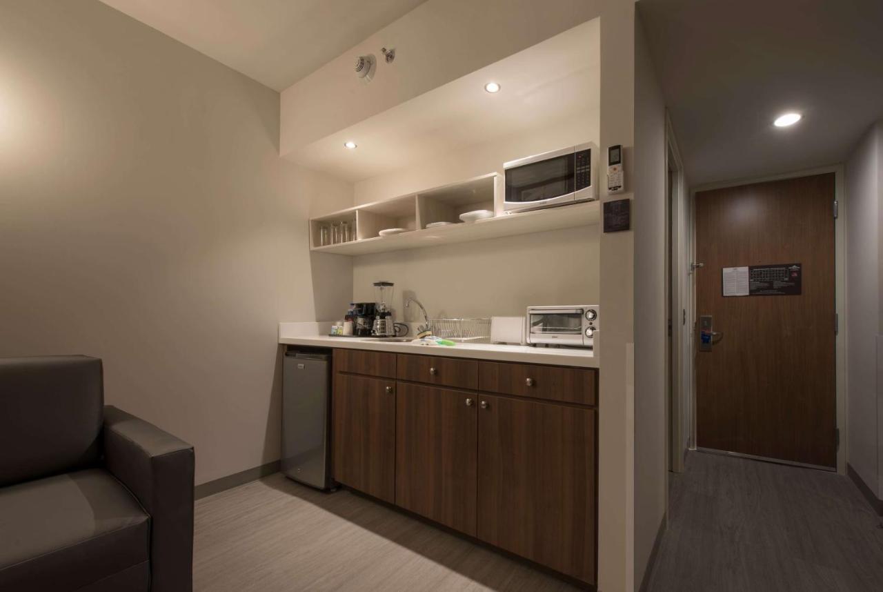 Microtel Inn & Suites By Wyndham Guadalajara Sur Palomar Εξωτερικό φωτογραφία